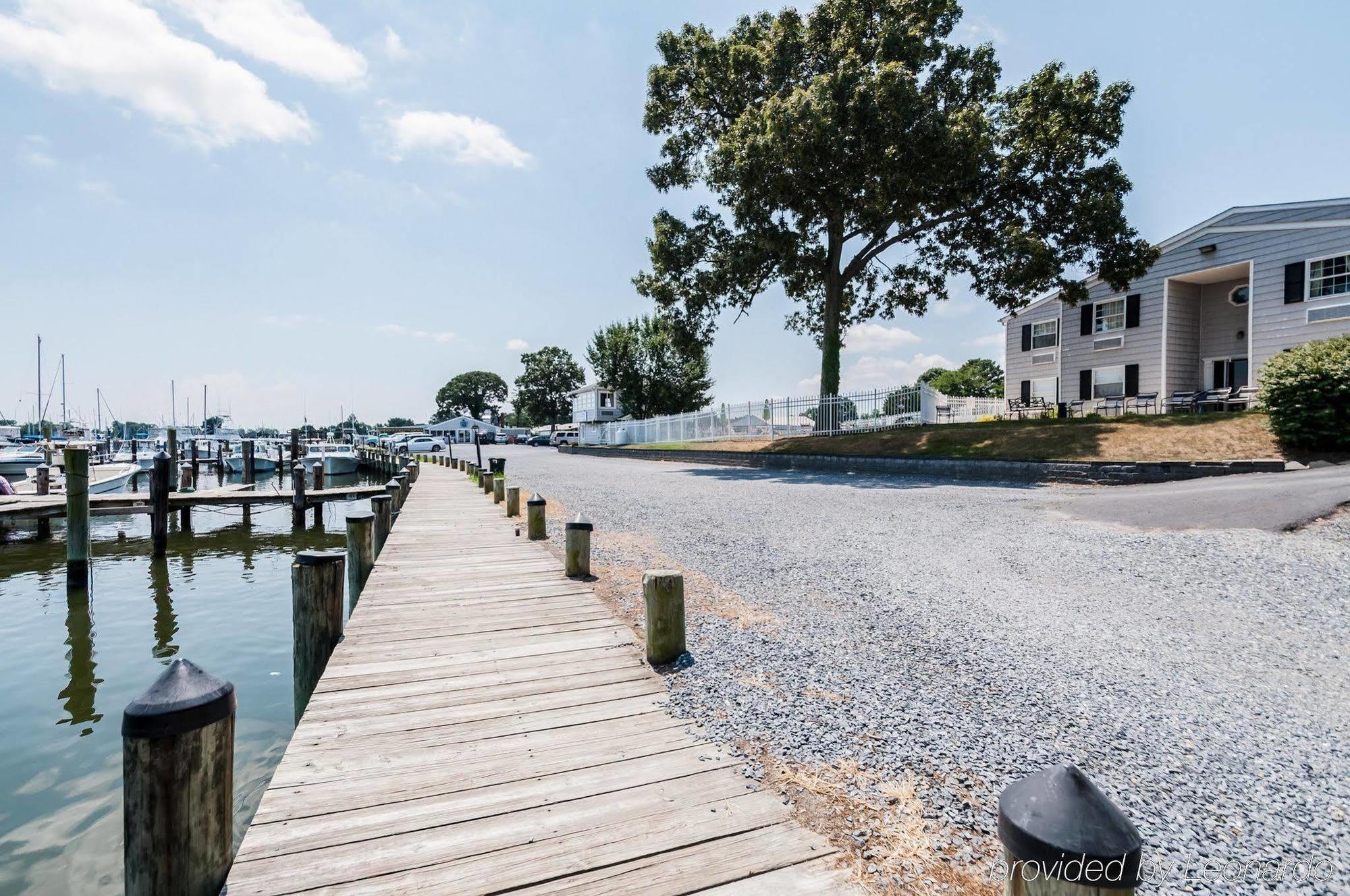 Quality Inn Solomons - Beacon Marina Exterior photo